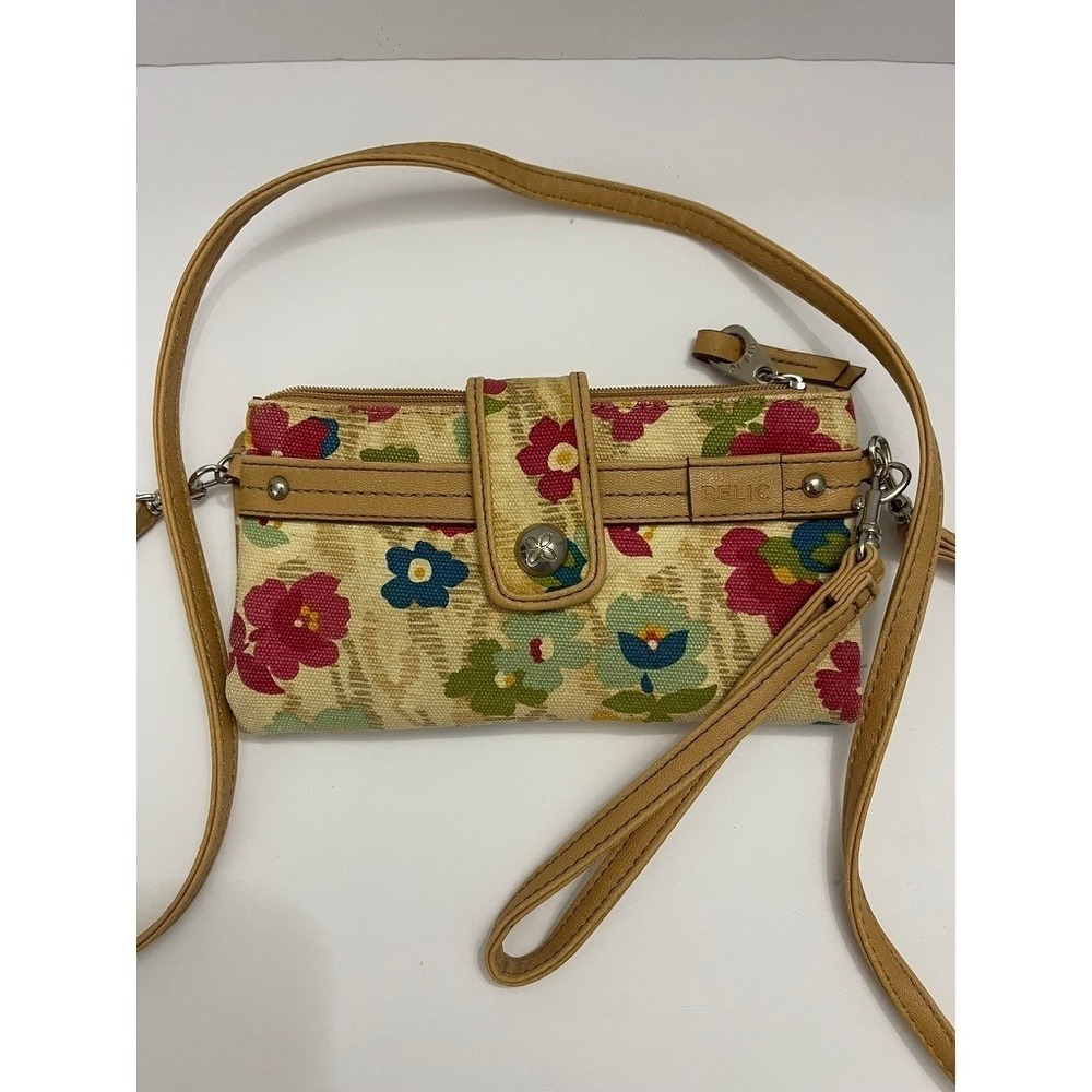 Relic Floral Canvas Crossbody Wallet Wristlet Tan Faux Leather Trim Organizer